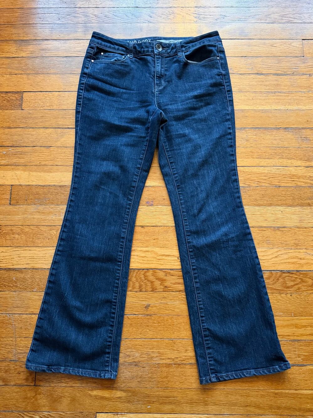 DKNY ‘Soho Boot’ Dark Wash Jeans Womens sz 6